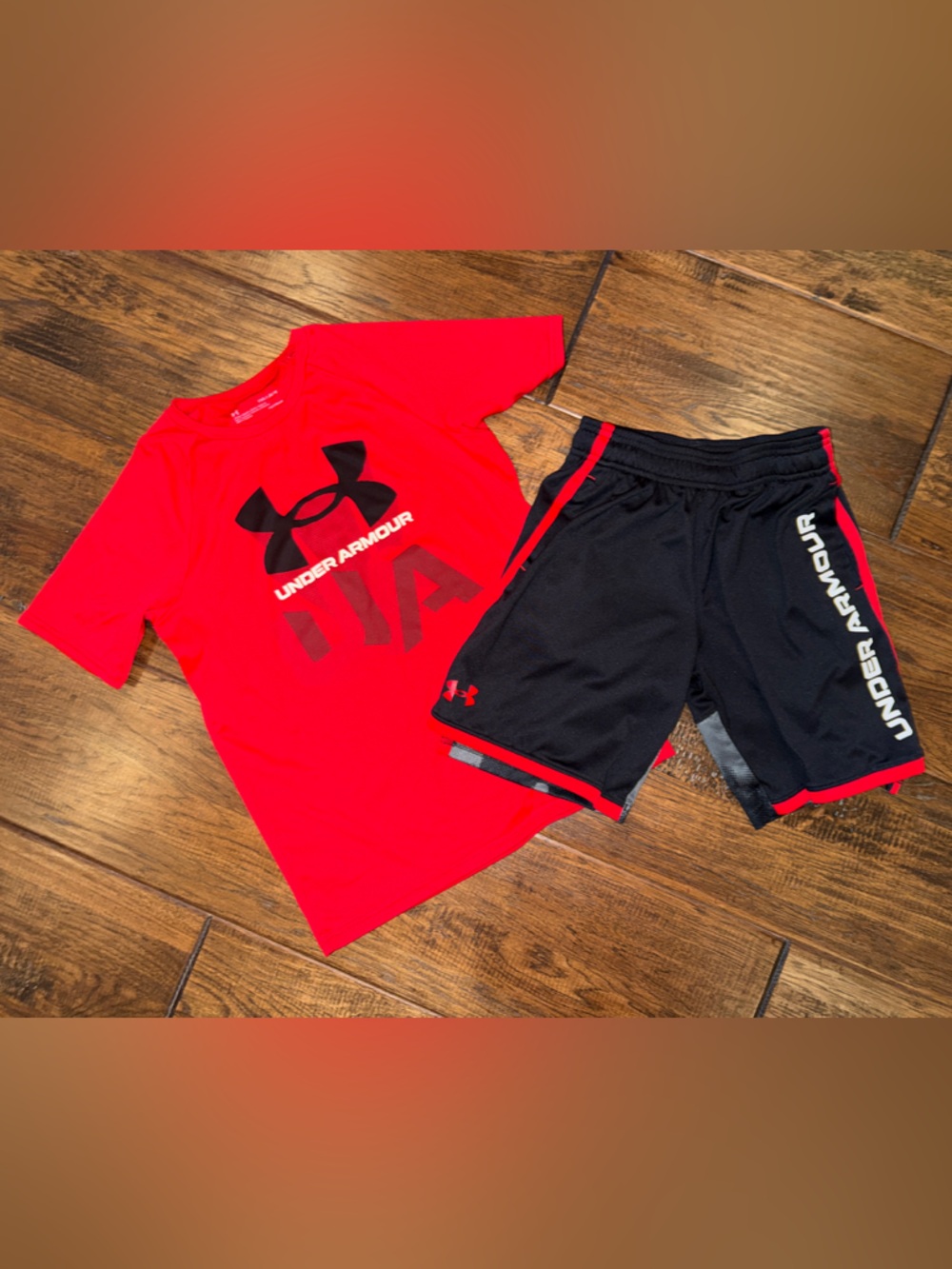 Under Armour MEDIUM Red Tee with SMALL Black Shorts Set. BOYS. NWOT.